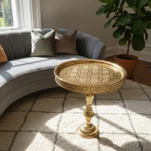 Table à thé marocaine en laiton gravé, meubles d'appoint bohèmes faits main